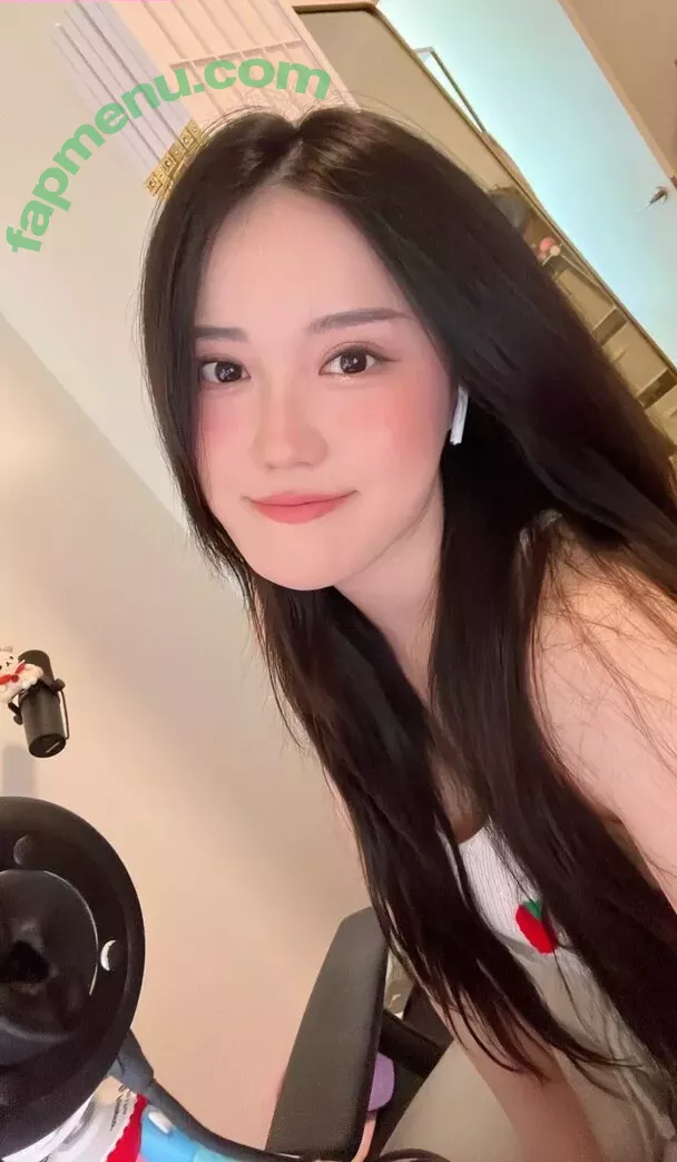 AngelsKimi nude photo #0022 (Plushys / plushyslol)