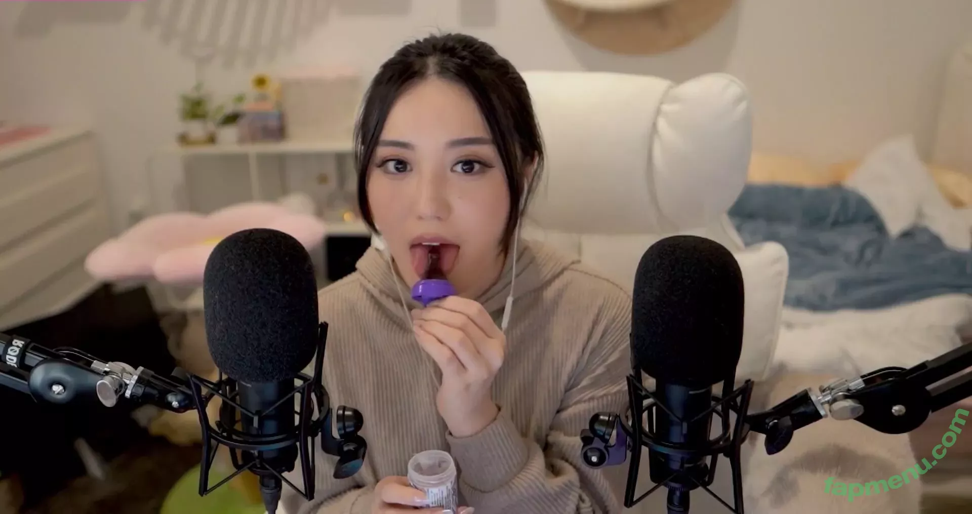 AngelsKimi nude photo #0117 (Plushys / plushyslol)