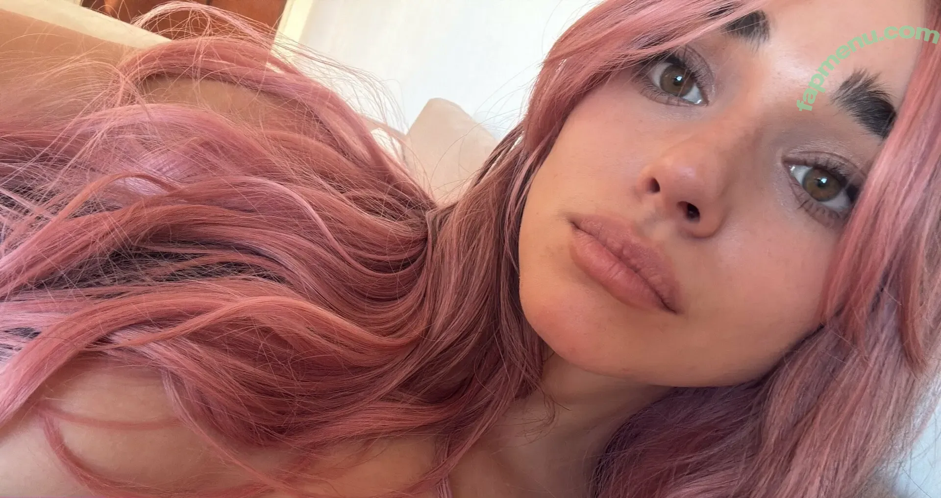 angi_reims nude photo #0041 (angi_reim)