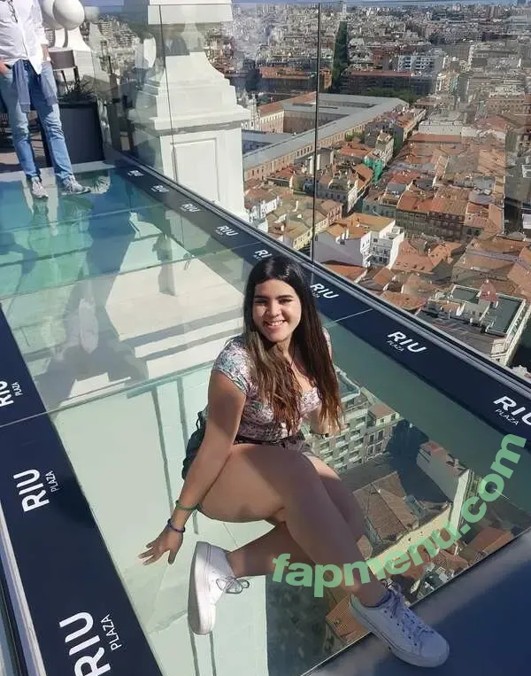 Angie Acosta nude photo #0009 (angiieacoss18 / gigiiiiie)