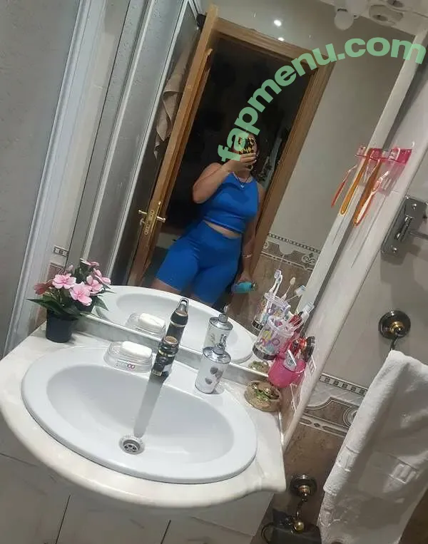 Angie Acosta nude photo #0010 (angiieacoss18 / gigiiiiie)