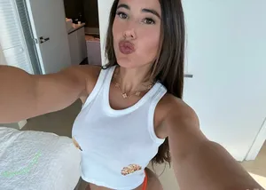 Angie Varona / angievarona nude photo #0007