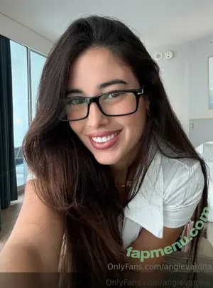 Angie Varona / angievarona nude photo #0048