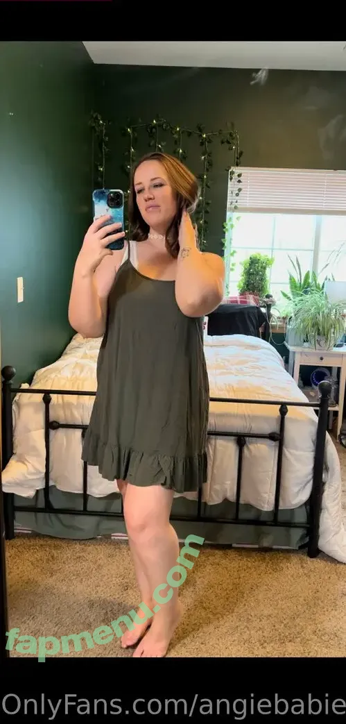 angiebabie95 nude photo #0002 (angiebabie725)