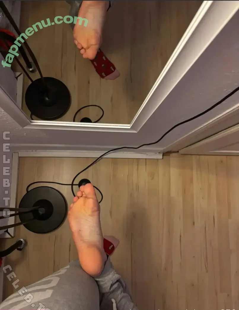 Angx.z650 nude photo #0038 (Angx.z650)