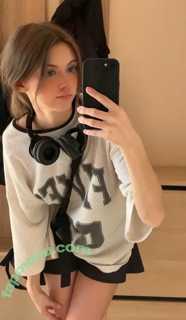 Ania Shtosell nude photo #0002 (Maggpiie / _Magpie / ania_shtosell)