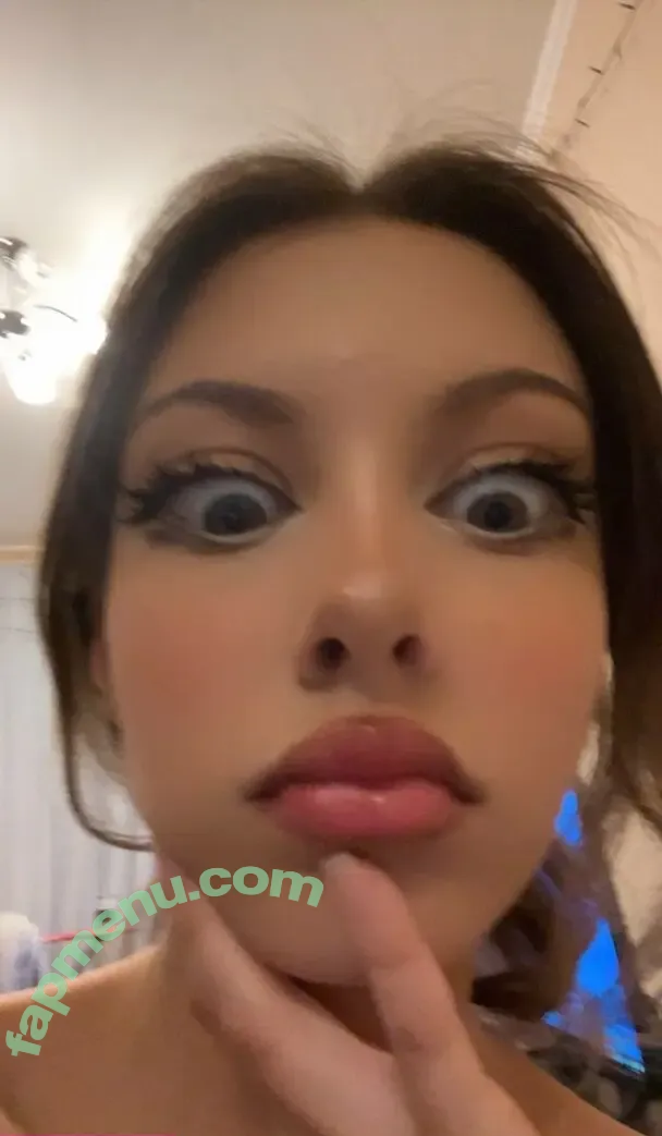 Ania Shtosell nude photo #0008 (Maggpiie / _Magpie / ania_shtosell)