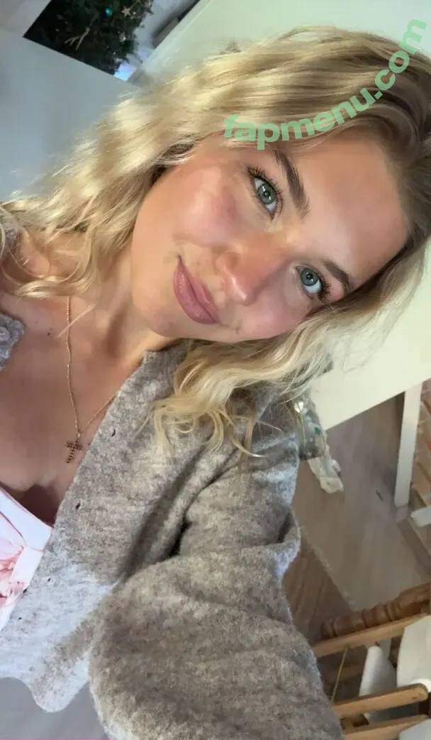 Aniela Leon nude photo #0598 (anielaleon)