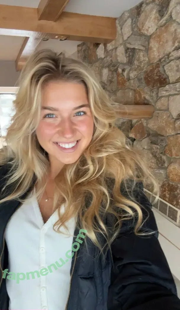 Aniela Leon nude photo #0623 (anielaleon)