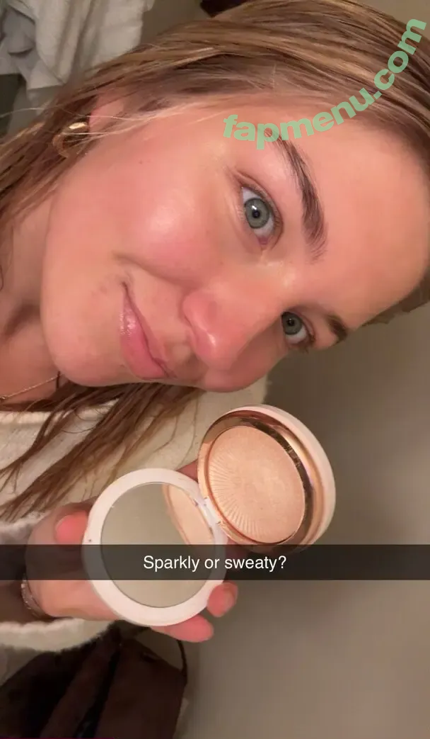 Aniela Leon nude photo #0634 (anielaleon)