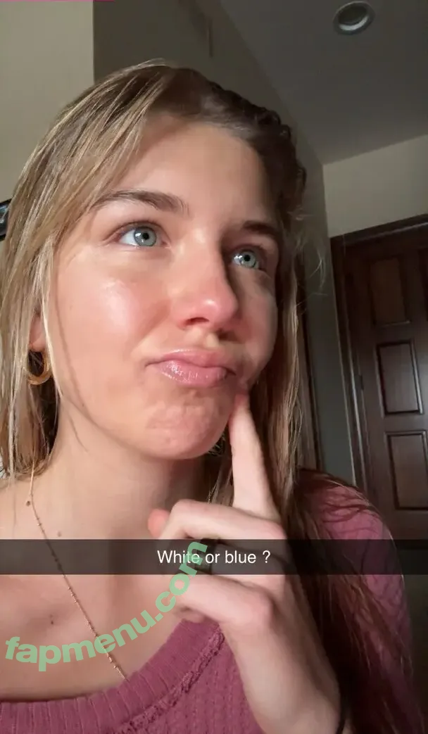 Aniela Leon nude photo #0637 (anielaleon)