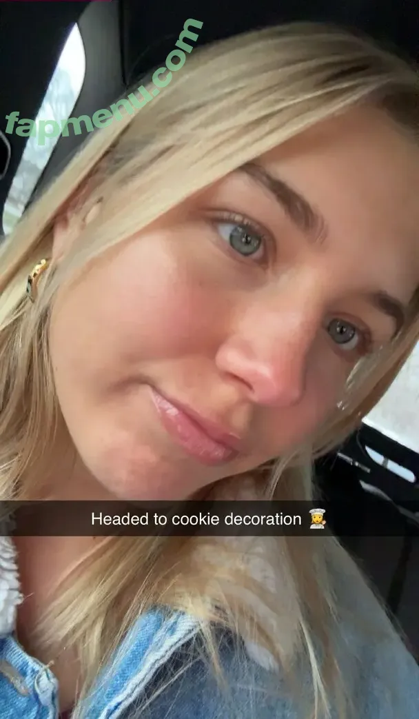 Aniela Leon nude photo #0638 (anielaleon)