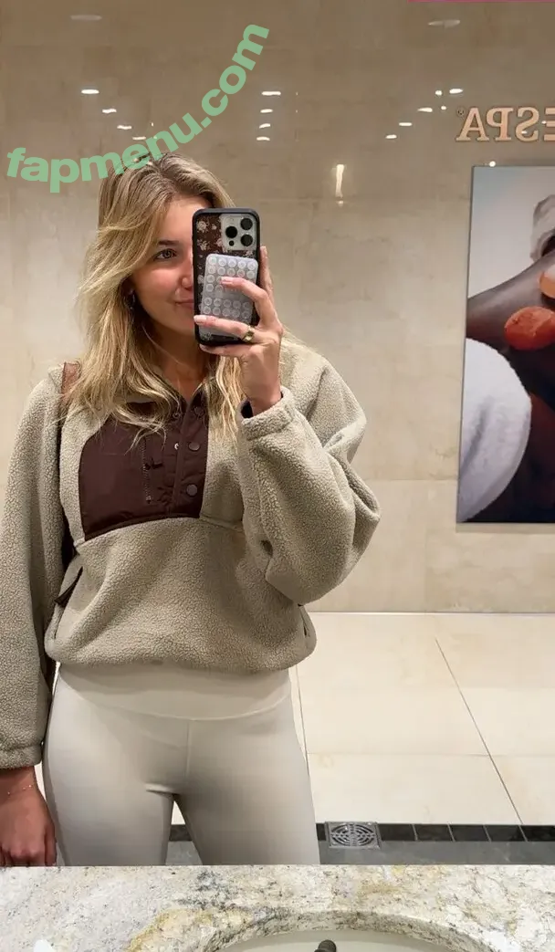 Aniela Leon nude photo #0651 (anielaleon)