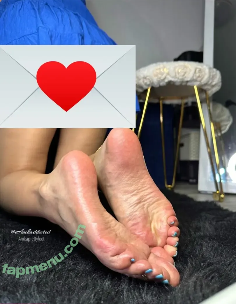 anikaprettyfeet_ nude photo #0017 (anikaprettyfeets)