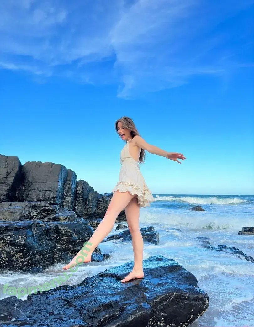 Animaechan nude photo #0438 (Animaechan)