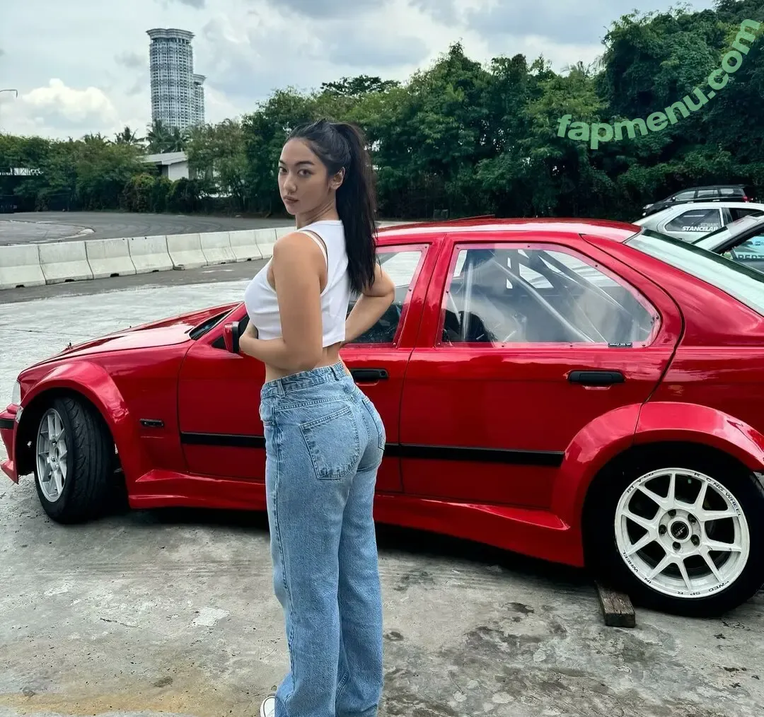 Anindita Hidayat nude photo #0011 (aninditahidayat)
