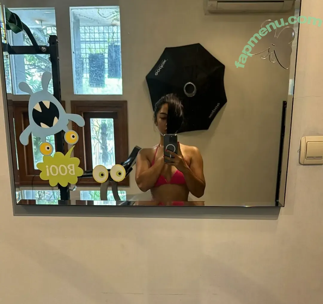 Anindita Hidayat nude photo #0023 (aninditahidayat)