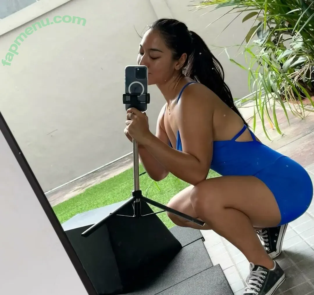 Anindita Hidayat nude photo #0052 (aninditahidayat)
