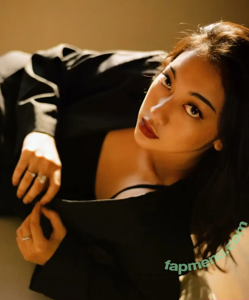 Anindita Hidayat nude photo #0071 (aninditahidayat)
