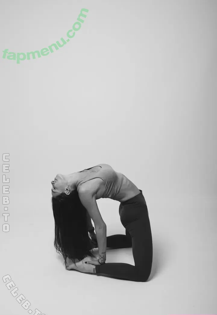 Anis.spa nude photo #0042 (myspicyani)