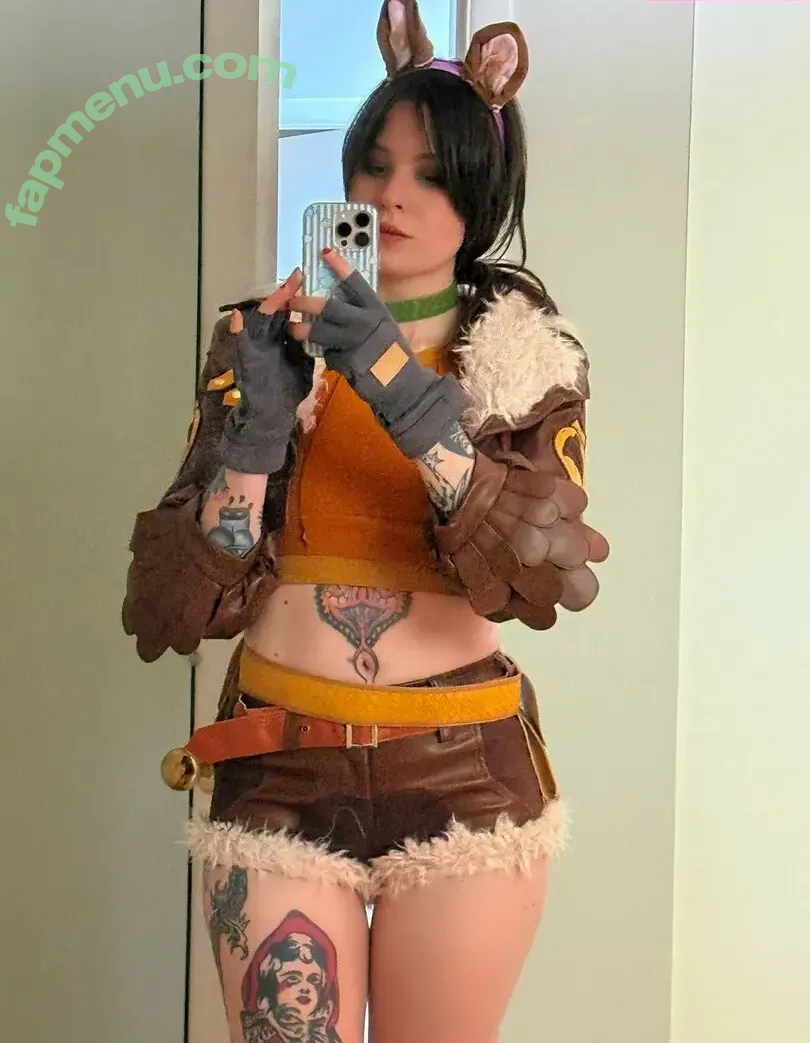 Anisa Jomha nude photo #0773 (AnisaJomha / AnisaTheGreasy / Annie Jay / anniejay)