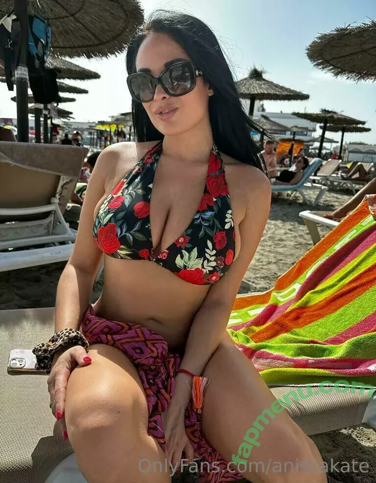 Anissa KATE nude photo #1232 (AnissaKate / Discussion Thread / anissakateoff)