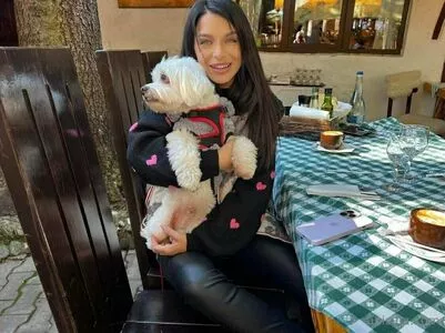 Anisyia / anisyialovee nude photo #0238