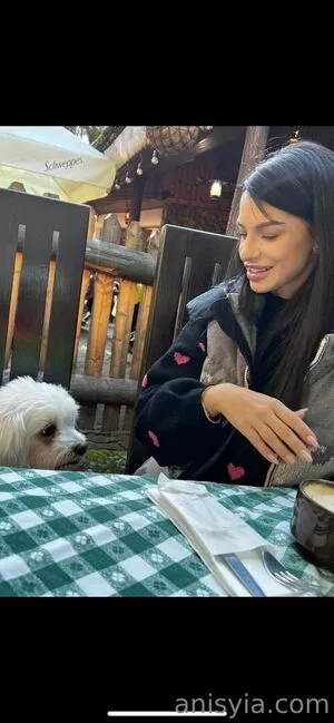 Anisyia / anisyialovee nude photo #0239