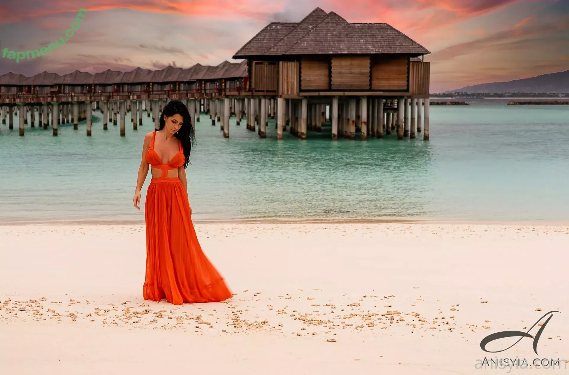 Anisyia nude photo #0050 (anisyialovee)