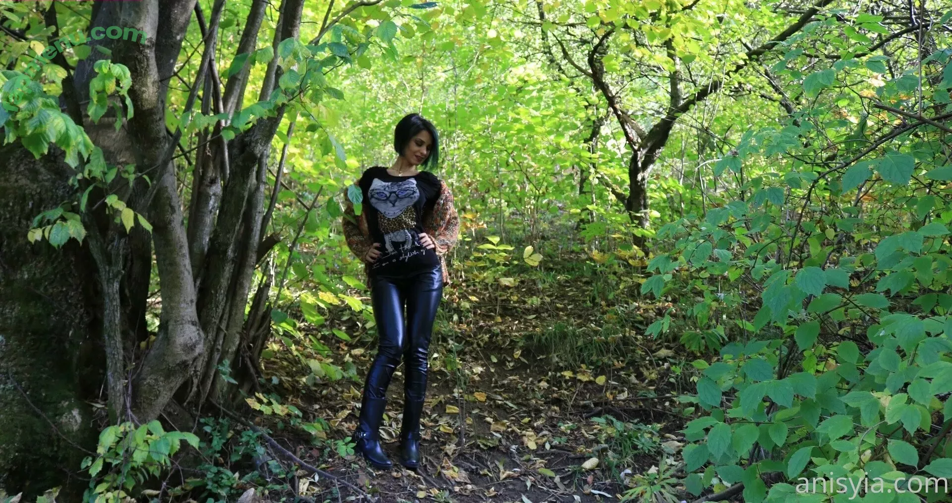 Anisyia nude photo #0123 (anisyialovee)