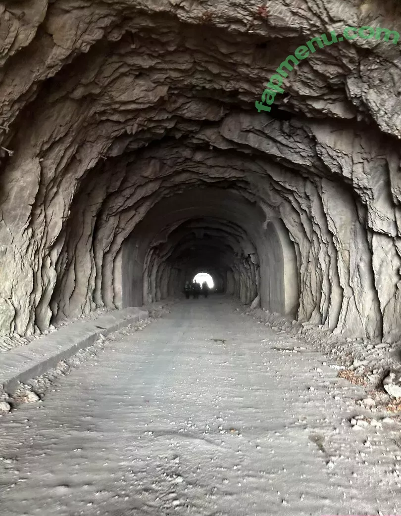 Anisyia nude photo #0267 (anisyialovee)