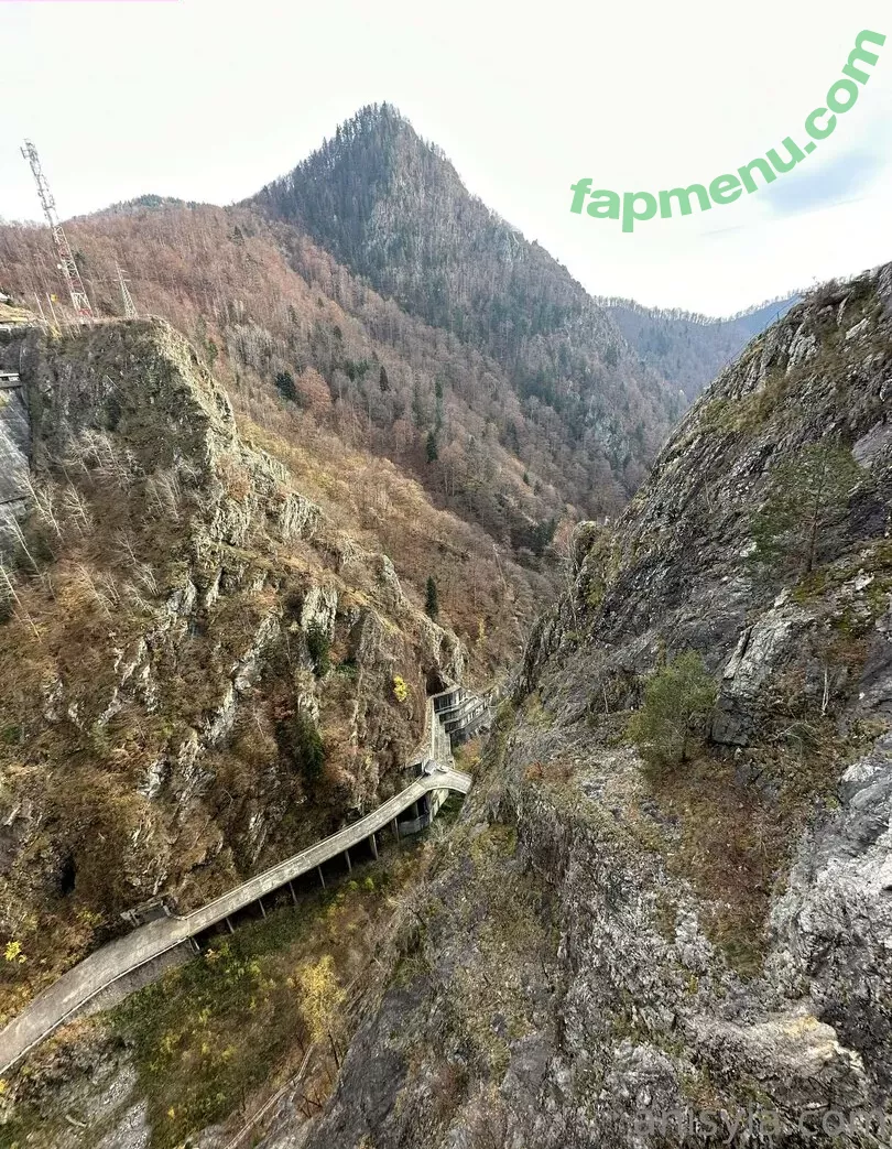 Anisyia nude photo #0269 (anisyialovee)