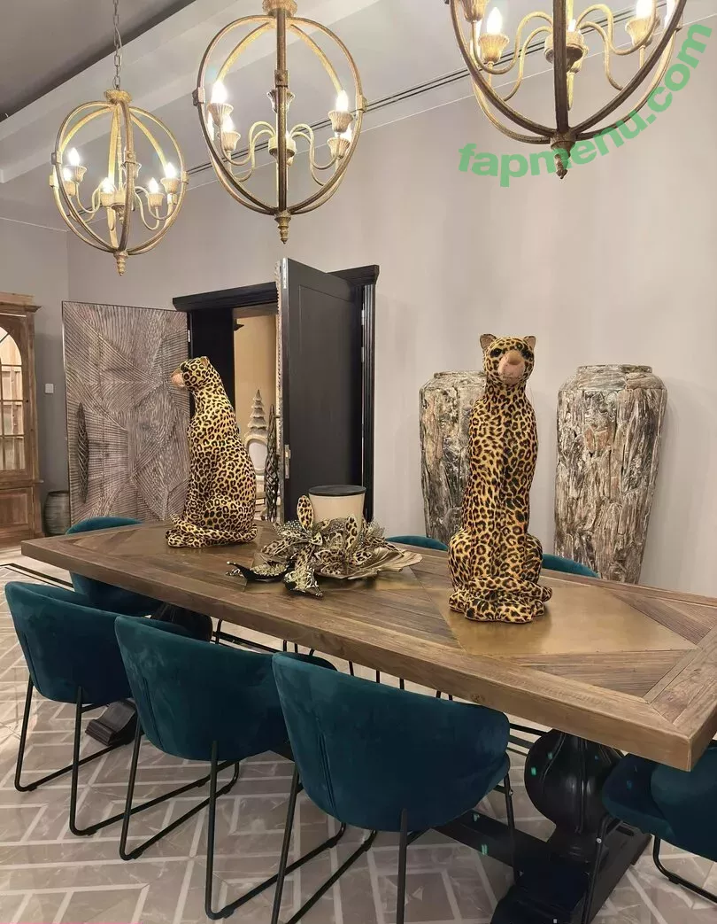 Anisyia nude photo #0309 (anisyialovee)