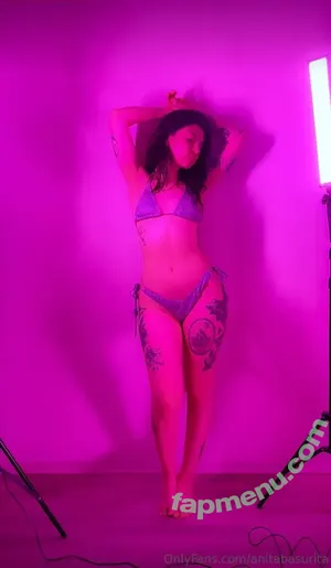  nude photo #0005