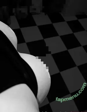  nude photo #0008