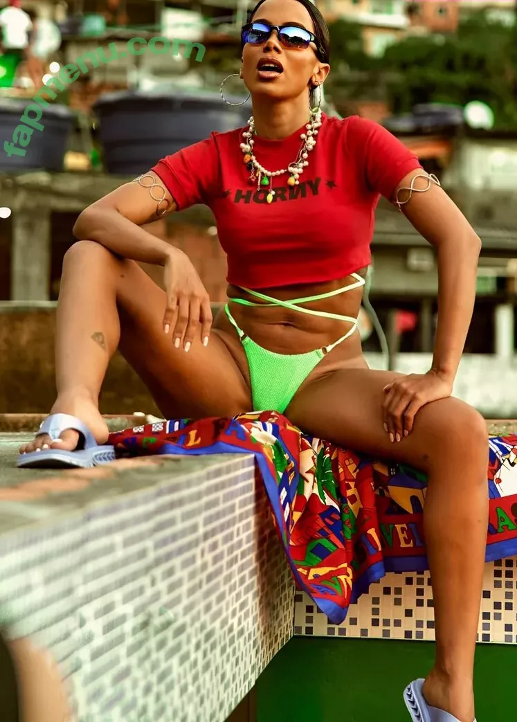 Anitta nude photo #1282 (Anitta)
