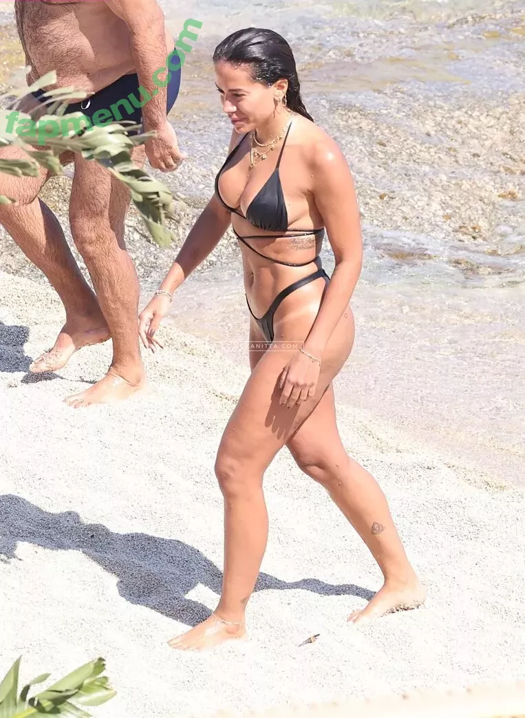 Anitta nude photo #1353 (Anitta)