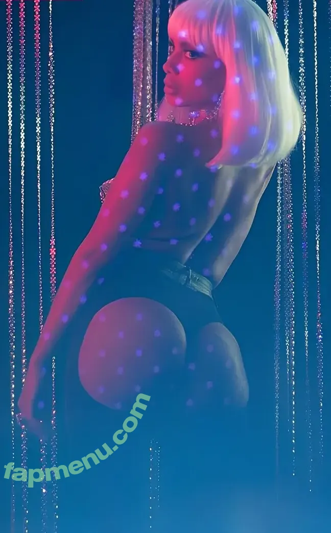 Anitta nude photo #2497 (Anitta)