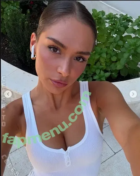 Anja Blagojevic nude photo #0227 (AnjaBla / anjablaa)