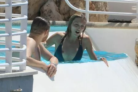 Anja Rubik / anja_rubik / anjarubikblog / anjarubikofficialfanpage nude photo #0009