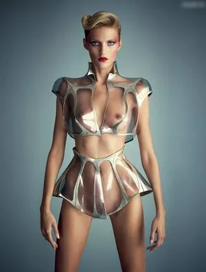 Anja Rubik / anja_rubik / anjarubikblog / anjarubikofficialfanpage nude photo #0100