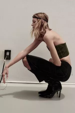 Anja Rubik / anja_rubik / anjarubikblog / anjarubikofficialfanpage nude photo #0158