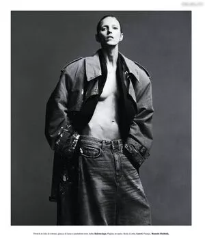 Anja Rubik / anja_rubik / anjarubikblog / anjarubikofficialfanpage nude photo #0165