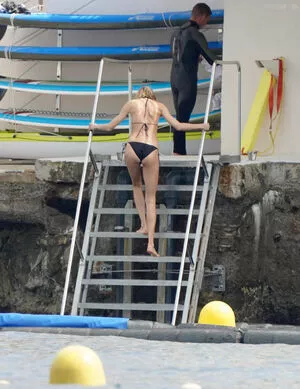 Anja Rubik / anja_rubik / anjarubikblog / anjarubikofficialfanpage nude photo #0310