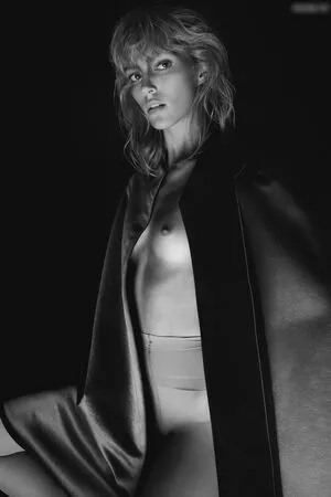 Anja Rubik / anja_rubik nude photo #0380