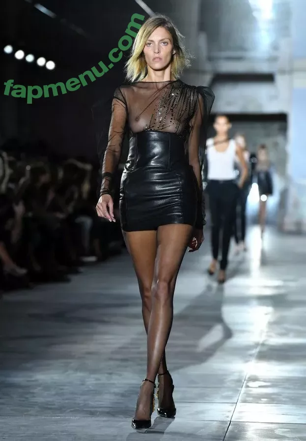 Anja Rubik nude photo #0004 (anja_rubik / anjarubikblog / anjarubikofficialfanpage)