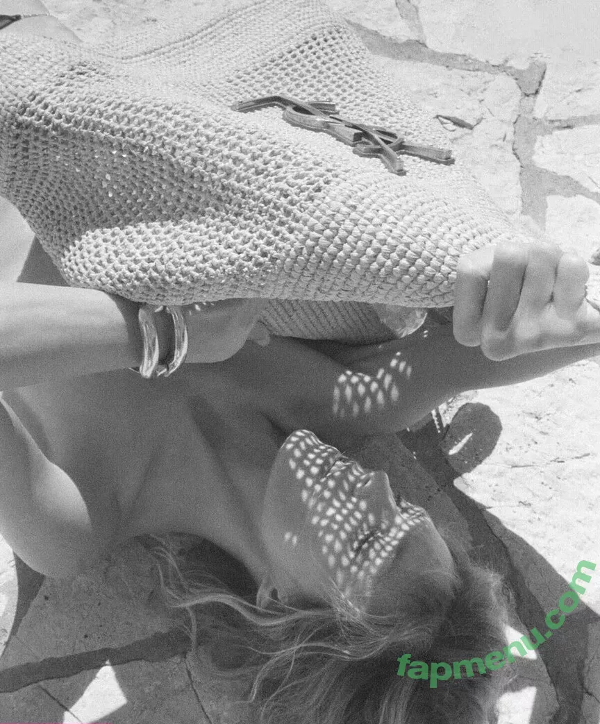 Anja Rubik nude photo #0294 (anja_rubik / anjarubikblog / anjarubikofficialfanpage)