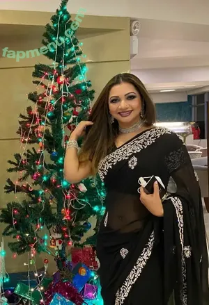 Ankhi Alamgir / ankhi_alamgir_ nude photo #0013