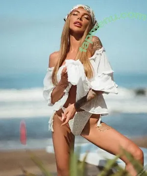  nude photo #0002