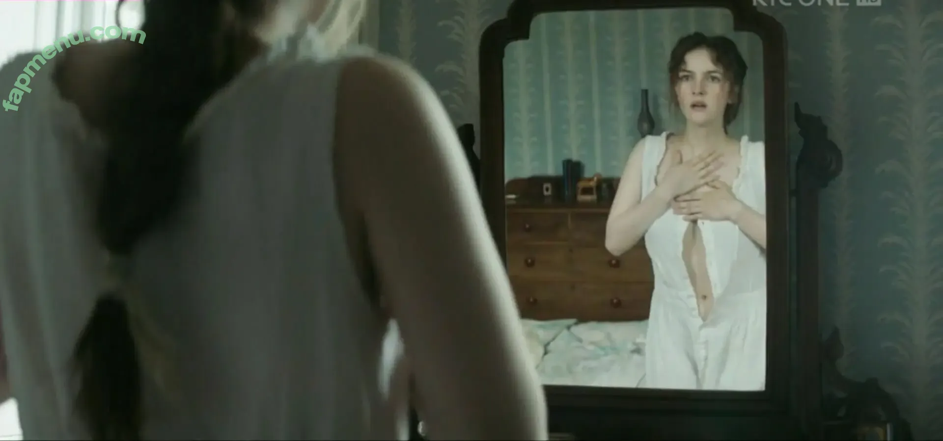 Ann Skelly nude photo #0008 (Ann Skelly)